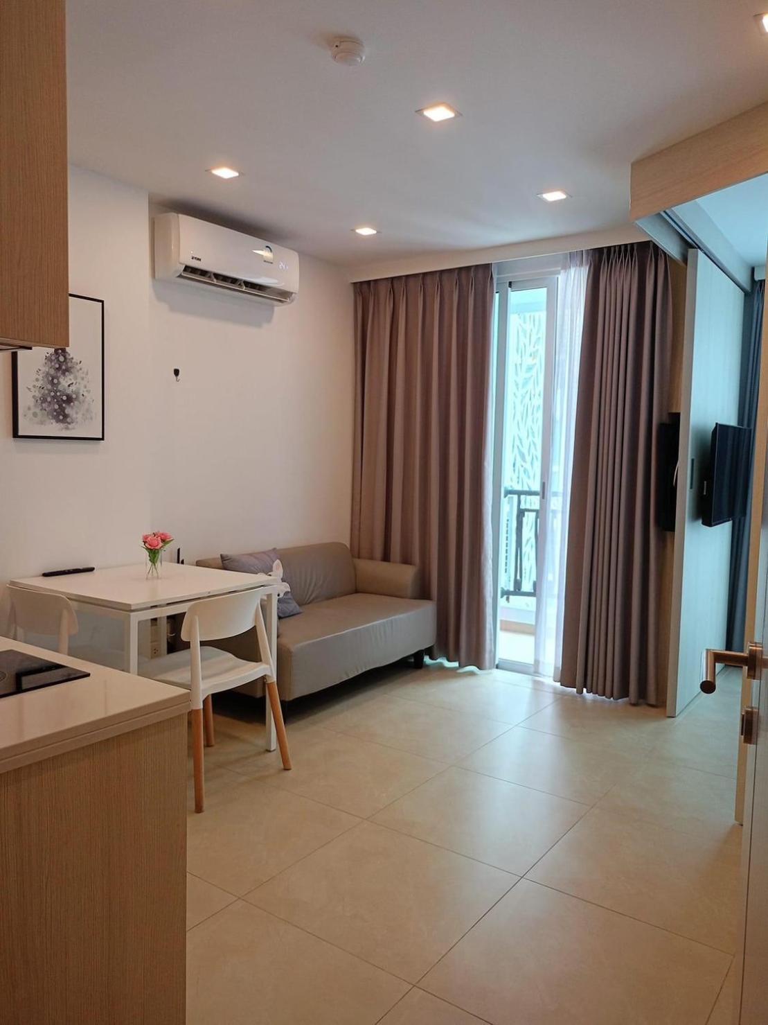 City Garden Olympus Condominium By Nook Pattaya Eksteriør billede